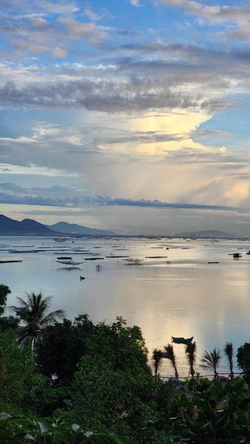 Thanh Nhi Homestay Cam Ranh Eksteriør bilde